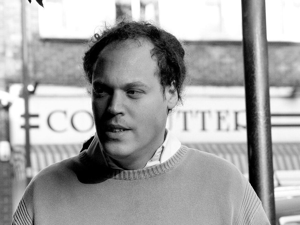 Lavie Tidhar